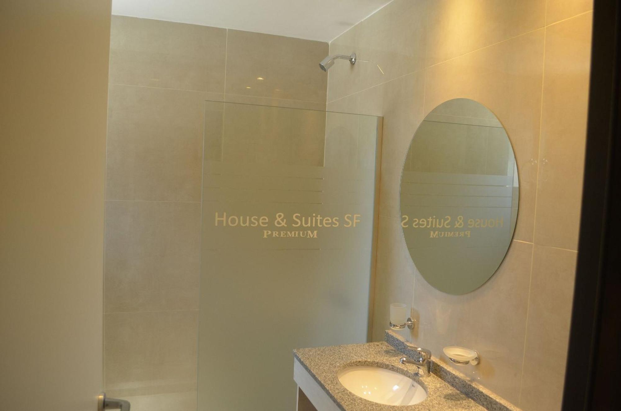House And Suite Premium 圣达菲 外观 照片